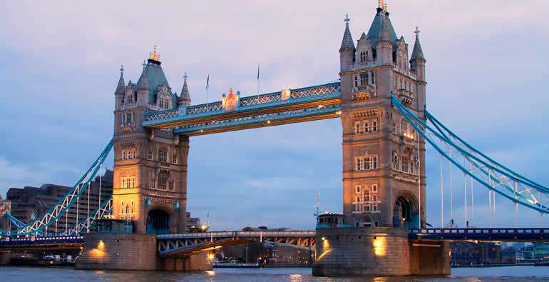 Sightseeing Minibus Tours London